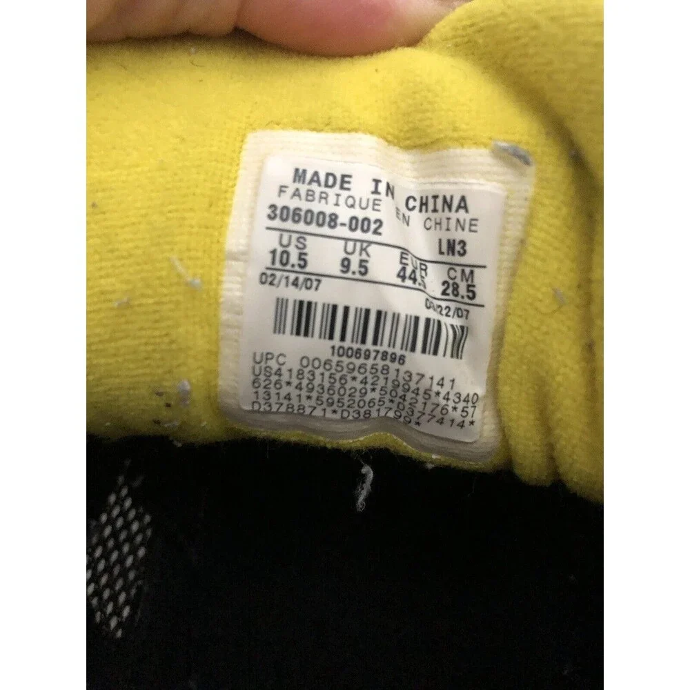 Size 10.5 - Jordan 11 Retro Low Zest 2007